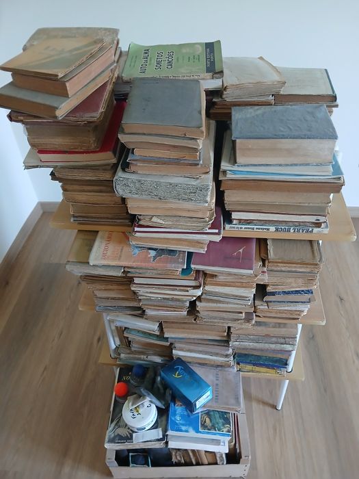 Livros Antigos de todo o género