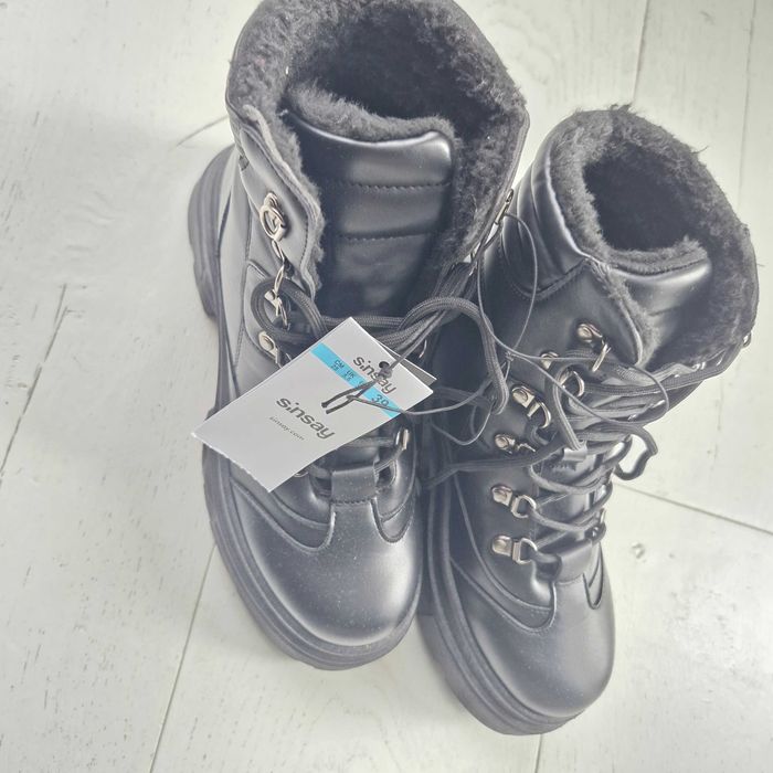 Черевики жіночі Sinsay теплі