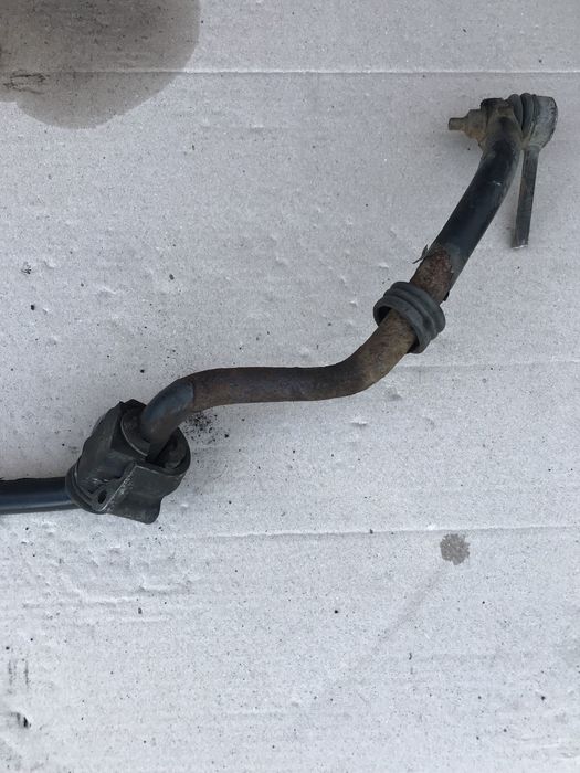 Передній стабілізатор Mercedes-Benz W203 Цешка C-Class