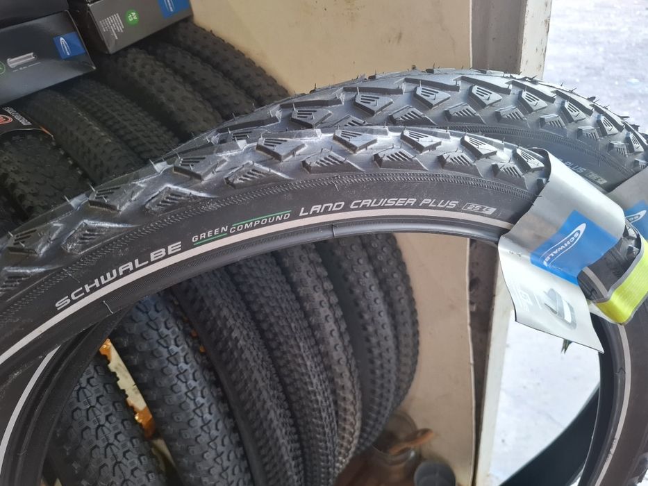 ВЕЛОсипедная покрышка/шина Schwalbe LAND CRUISER PLUS 28x2.15 (55-622)