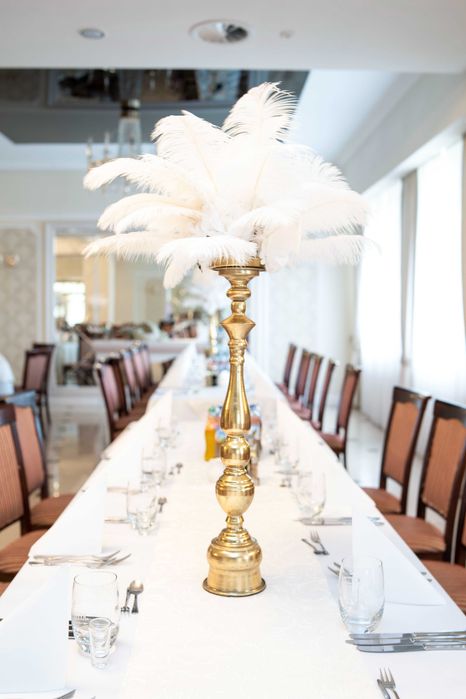 dekoracja stołu pióra WYPOŻYCZALNIA ozdoba wystrój kompozycja ślub