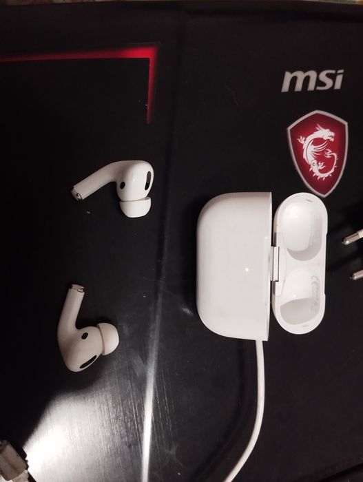 Apple Airpods pro 3 impecáveis