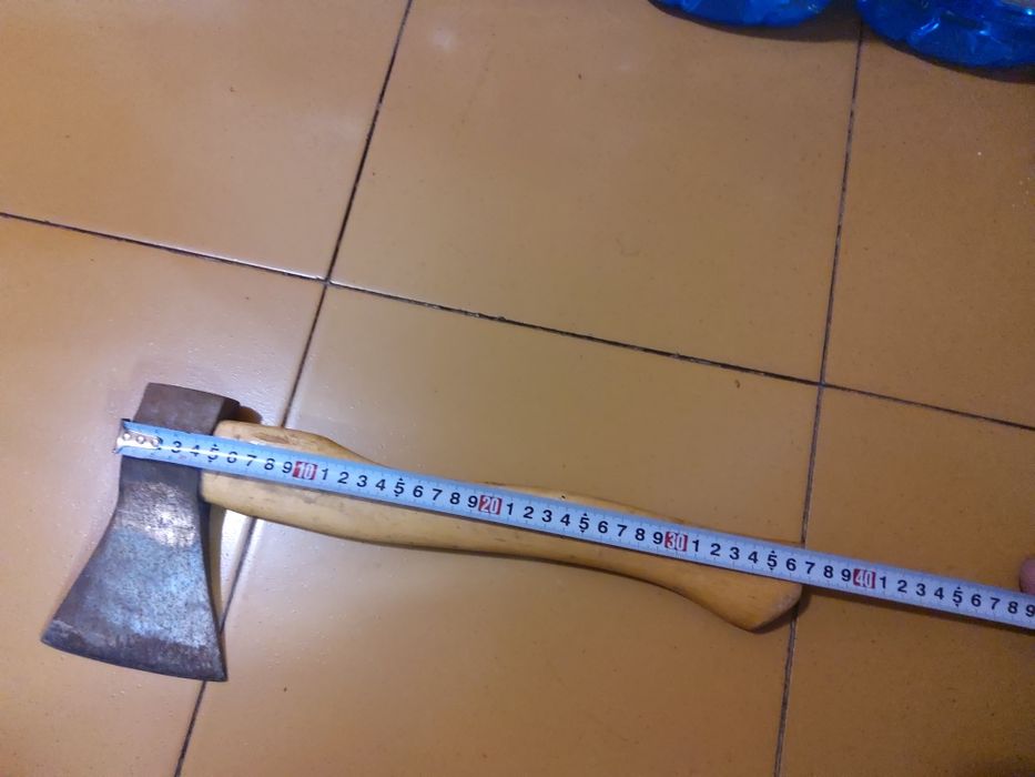 Топорик универсальный.