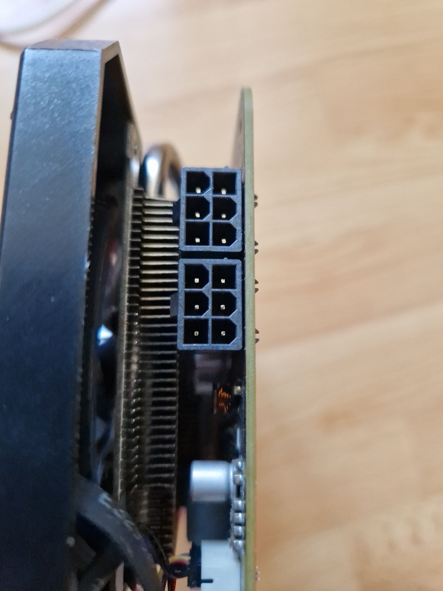 XFX R9 380X 4GB 256BIT GDDR5 Відеокарта Стан гарний