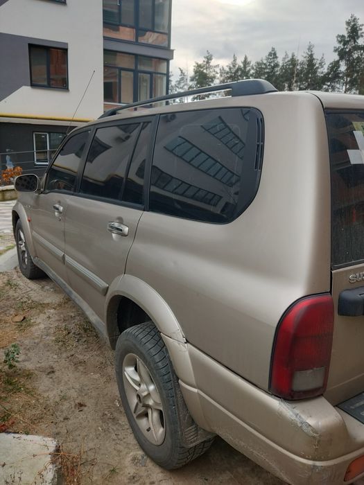 Продається Suzuki Grand Vitara 2004 р 2.0 дизель на механіці.