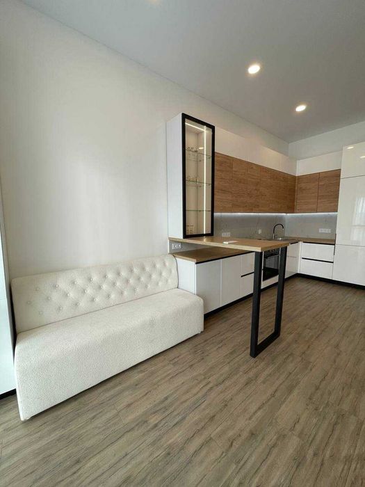 Квартал Енергія. Сучасна квартира в новобудові.