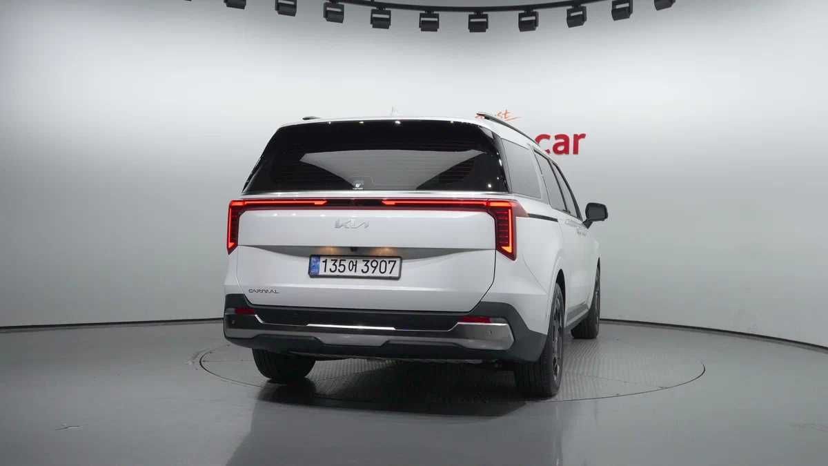 2024 Kia Carnival 2.2 дизель