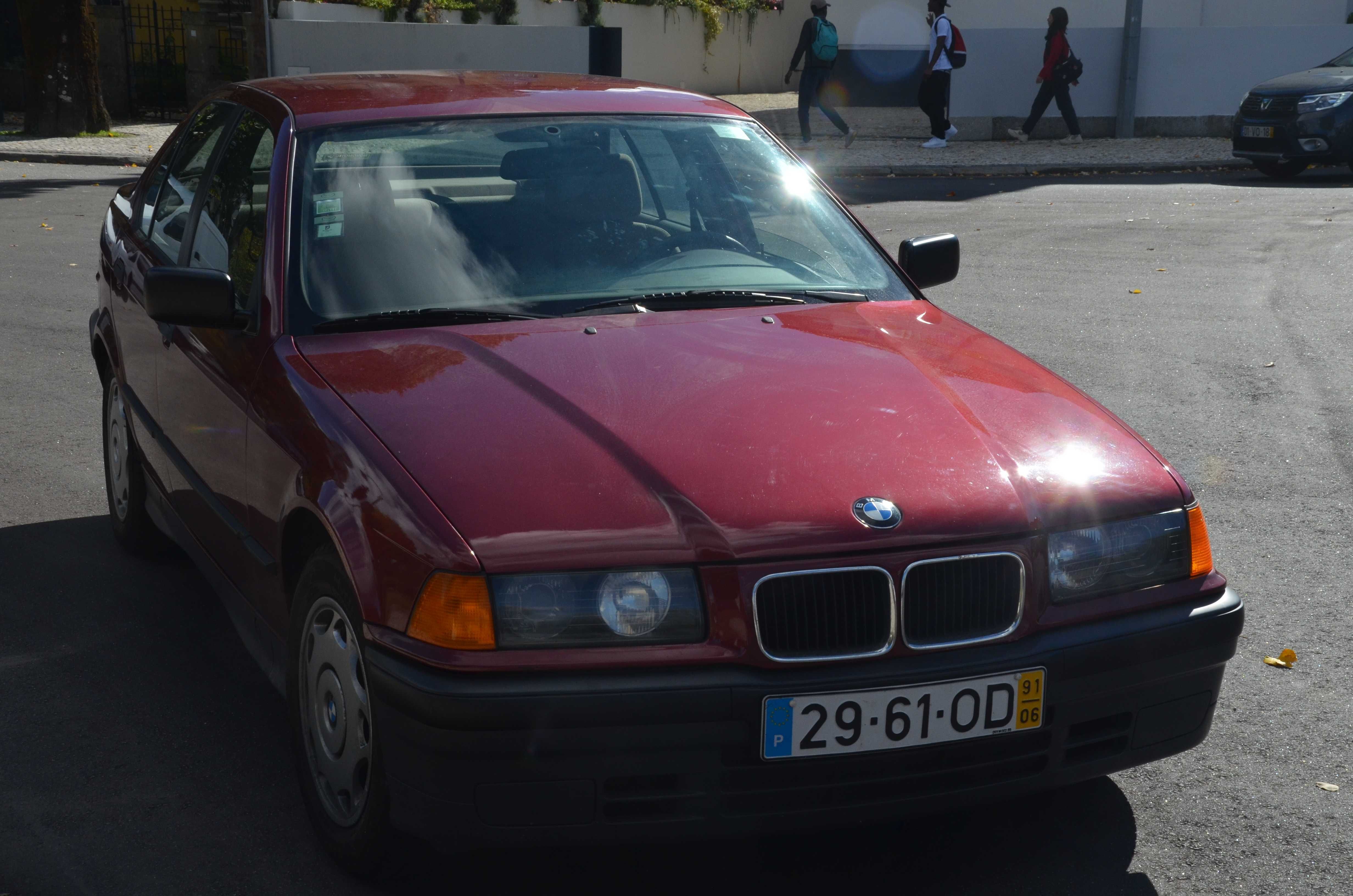 BMW 320 i (E 36)