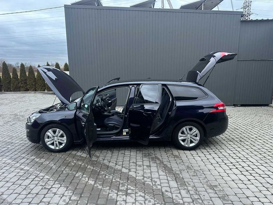 Авто Пежо 308 2015р. Гарний стан