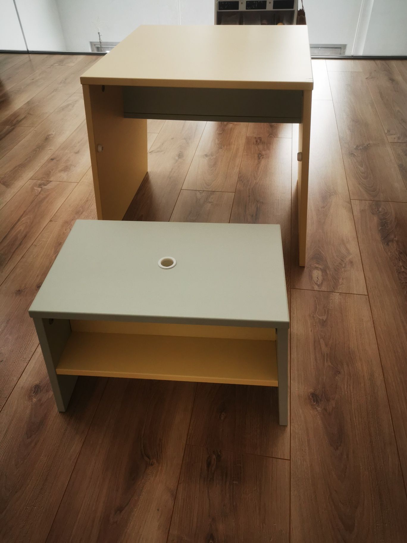 Tuli by Vox, Stolik + Taboret