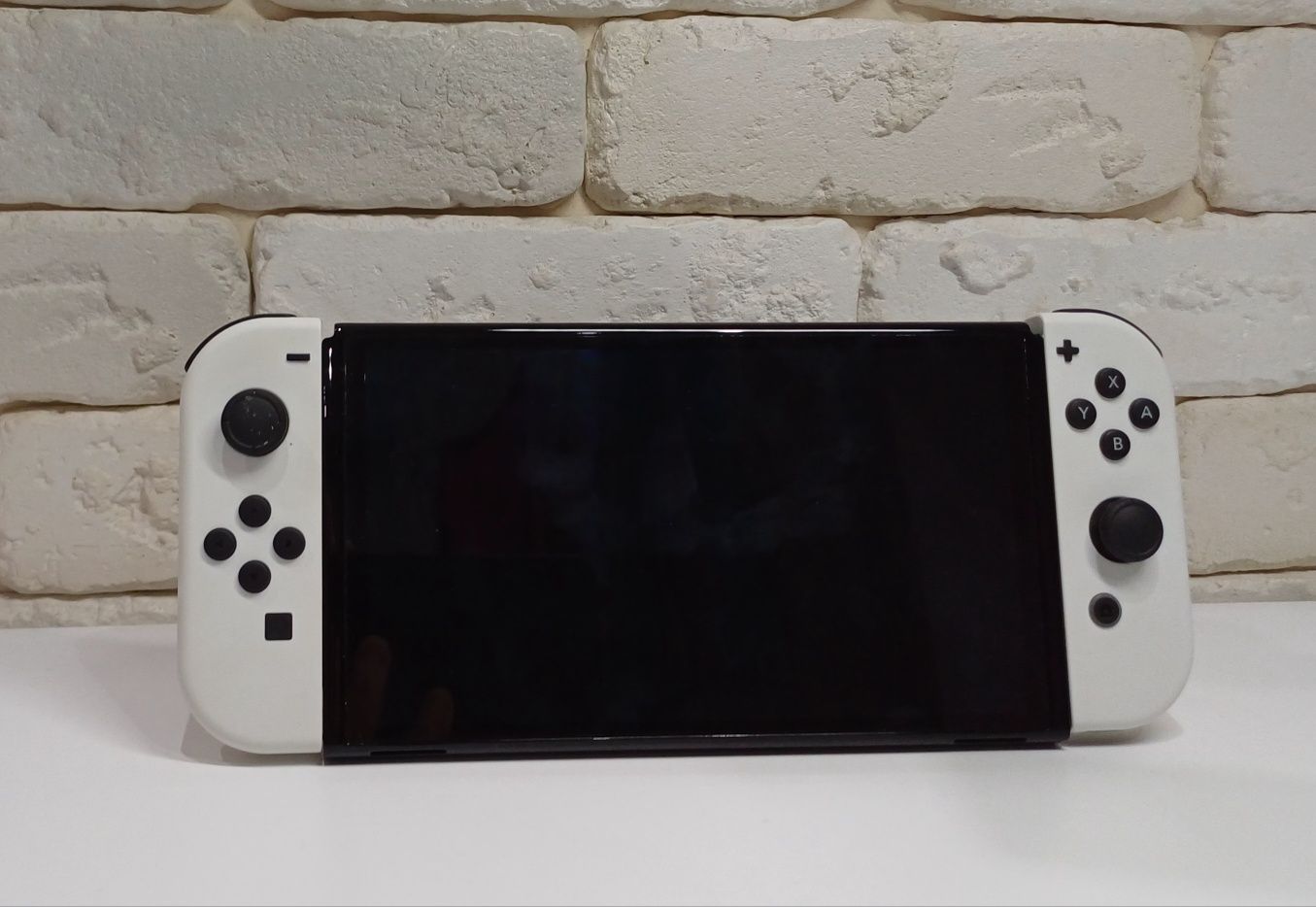 Nintendo switch OLED + чехол з 2 іграми