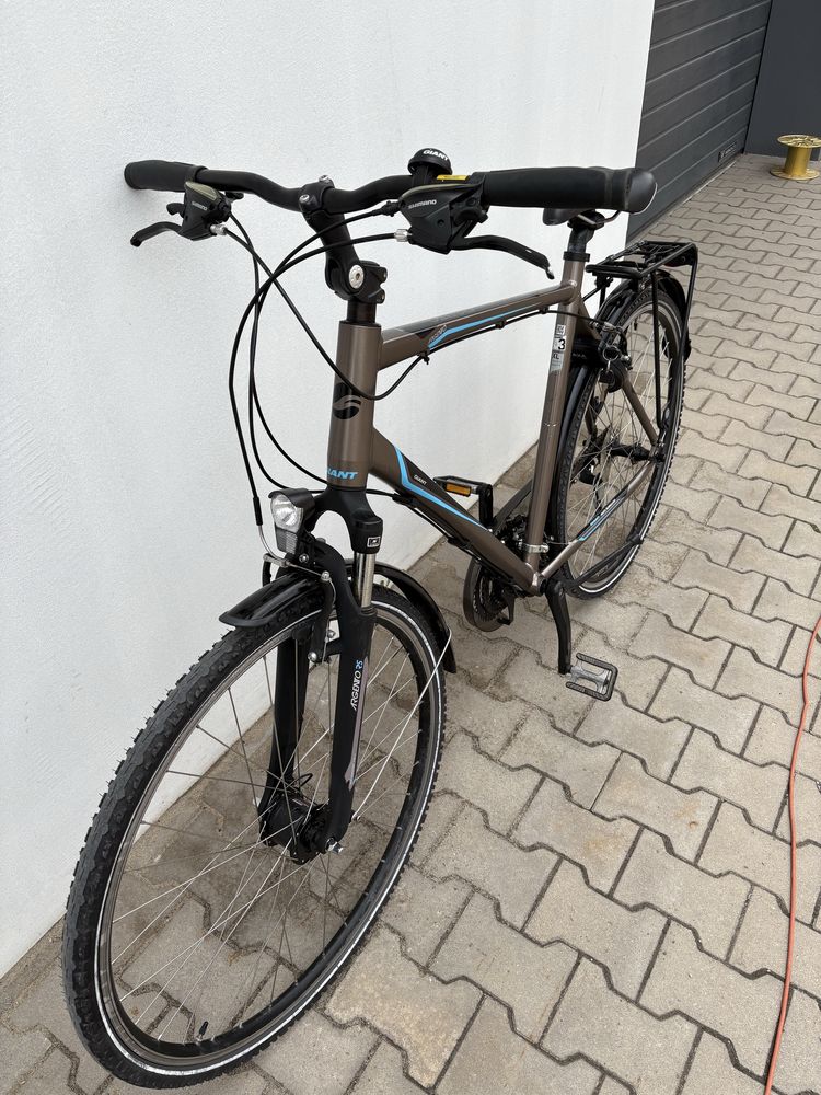 Rower 28 XL Giant Argento 3 Shimano 3x7