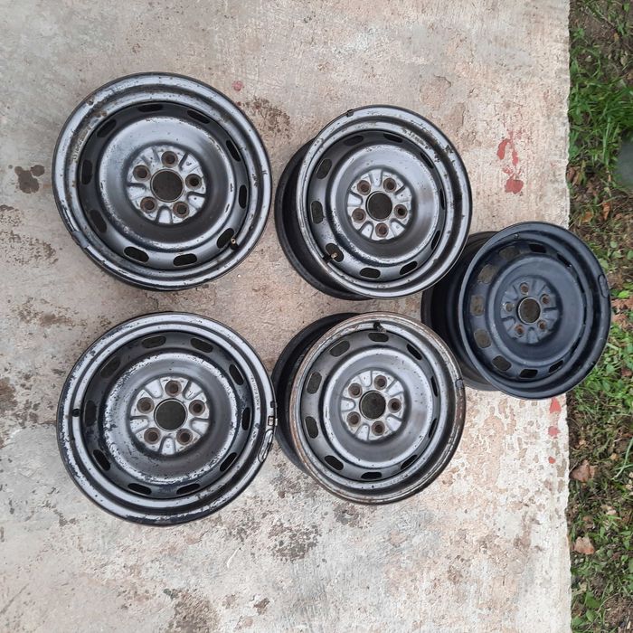 Продам диски тойота карина r14  5 на 100