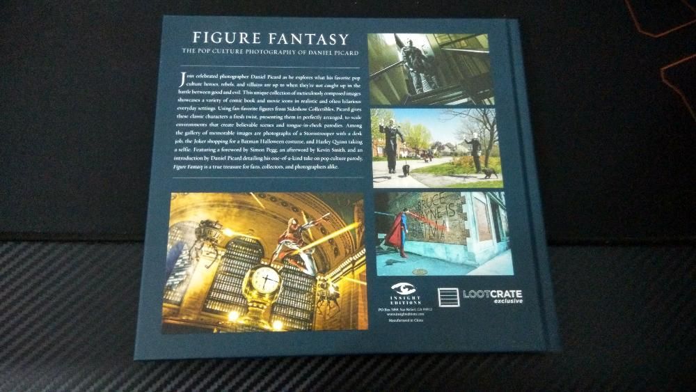 Livro Figure Fantasy LootCrate