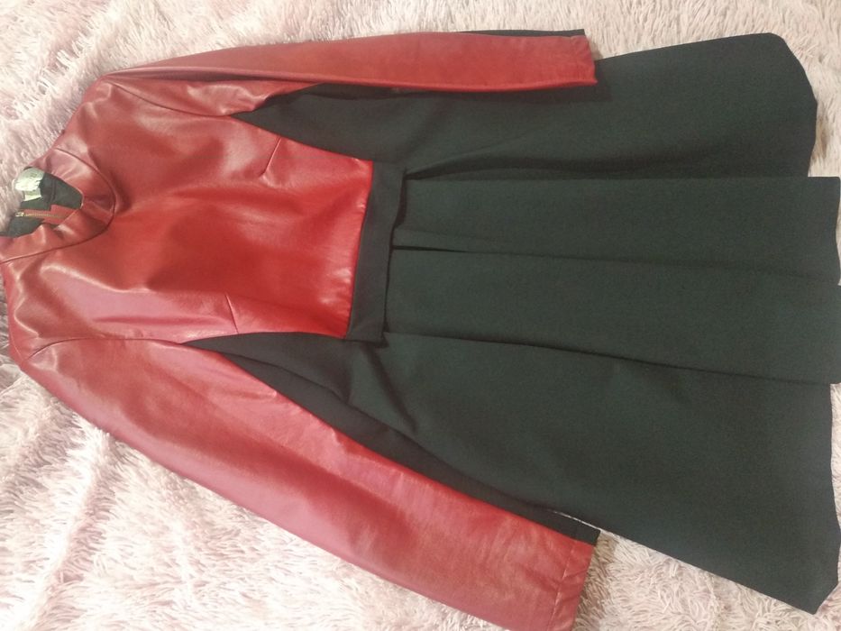 Платье в идеальном состоянии одевалось пару раз 42-46р