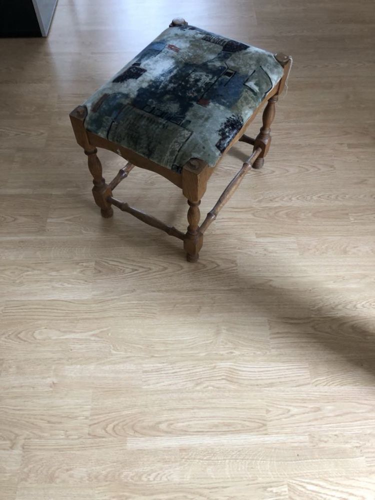 Taboret puf krzesło drewno drewniane 4 sztuki