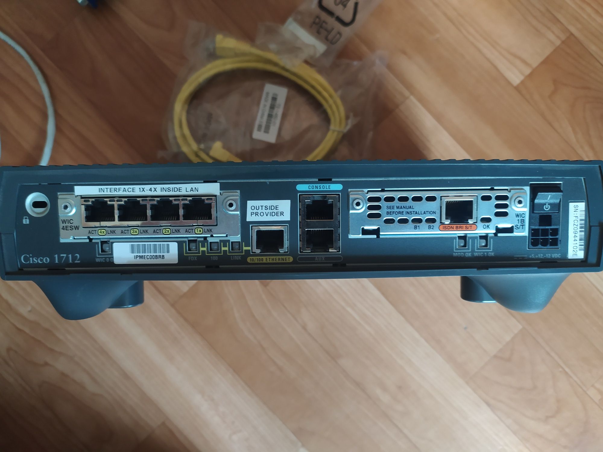 маршрутизатор Cisco 1712