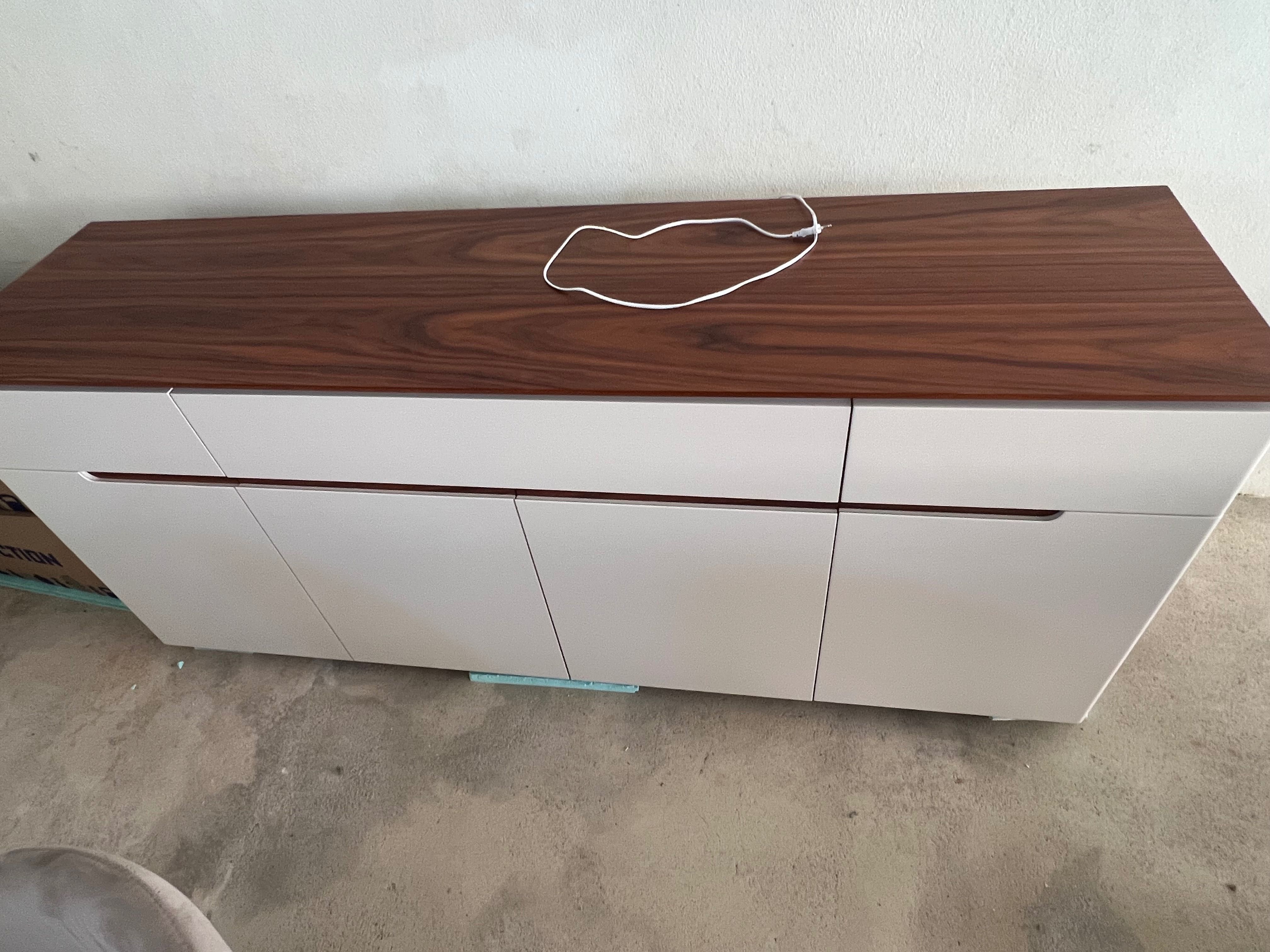 Sala completa , nova , qualidade.