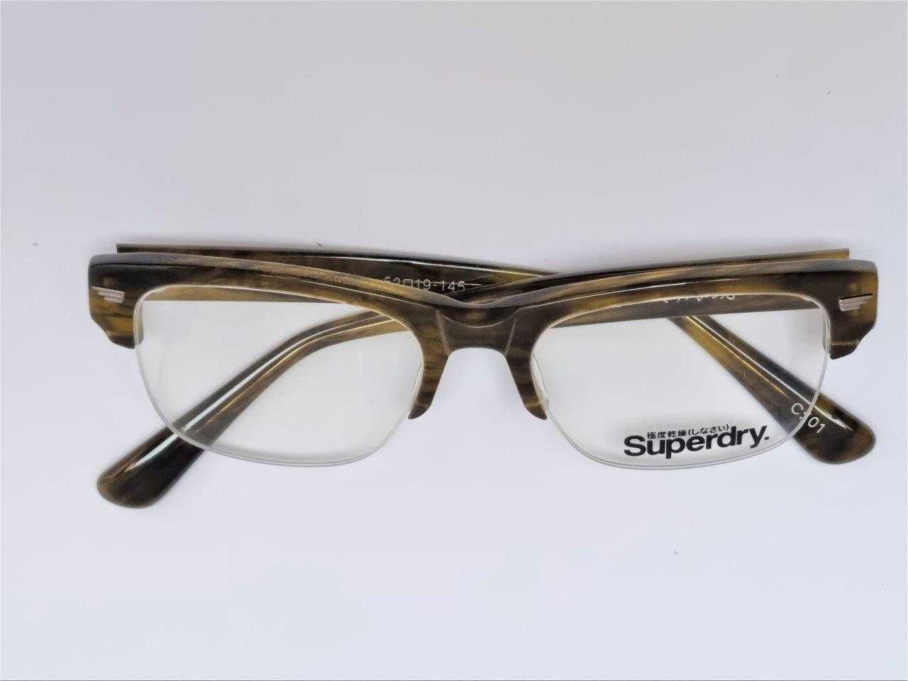 Nowe oprawki marki Superdry F8