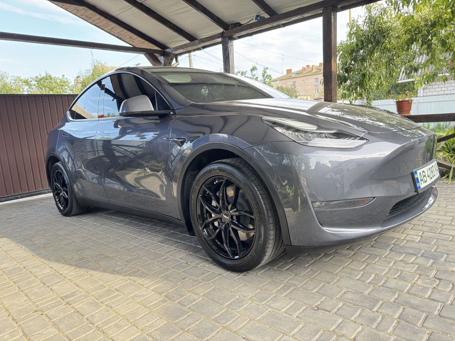 Tesla Y 2021р. Dual motor 82квт