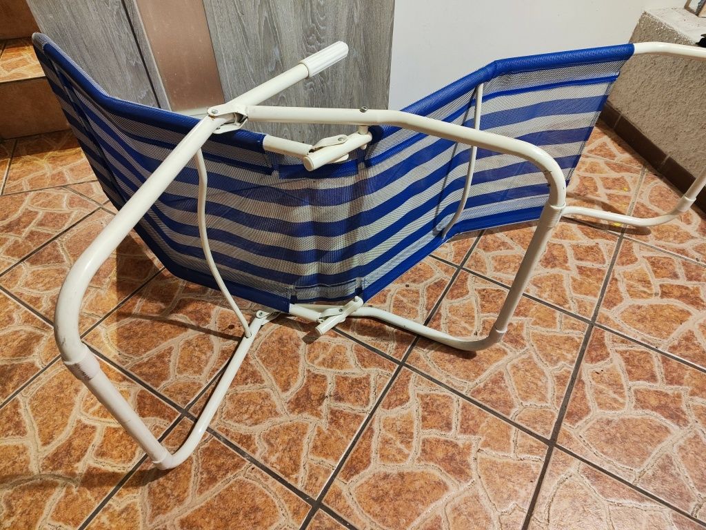 Leżak plażowy składany