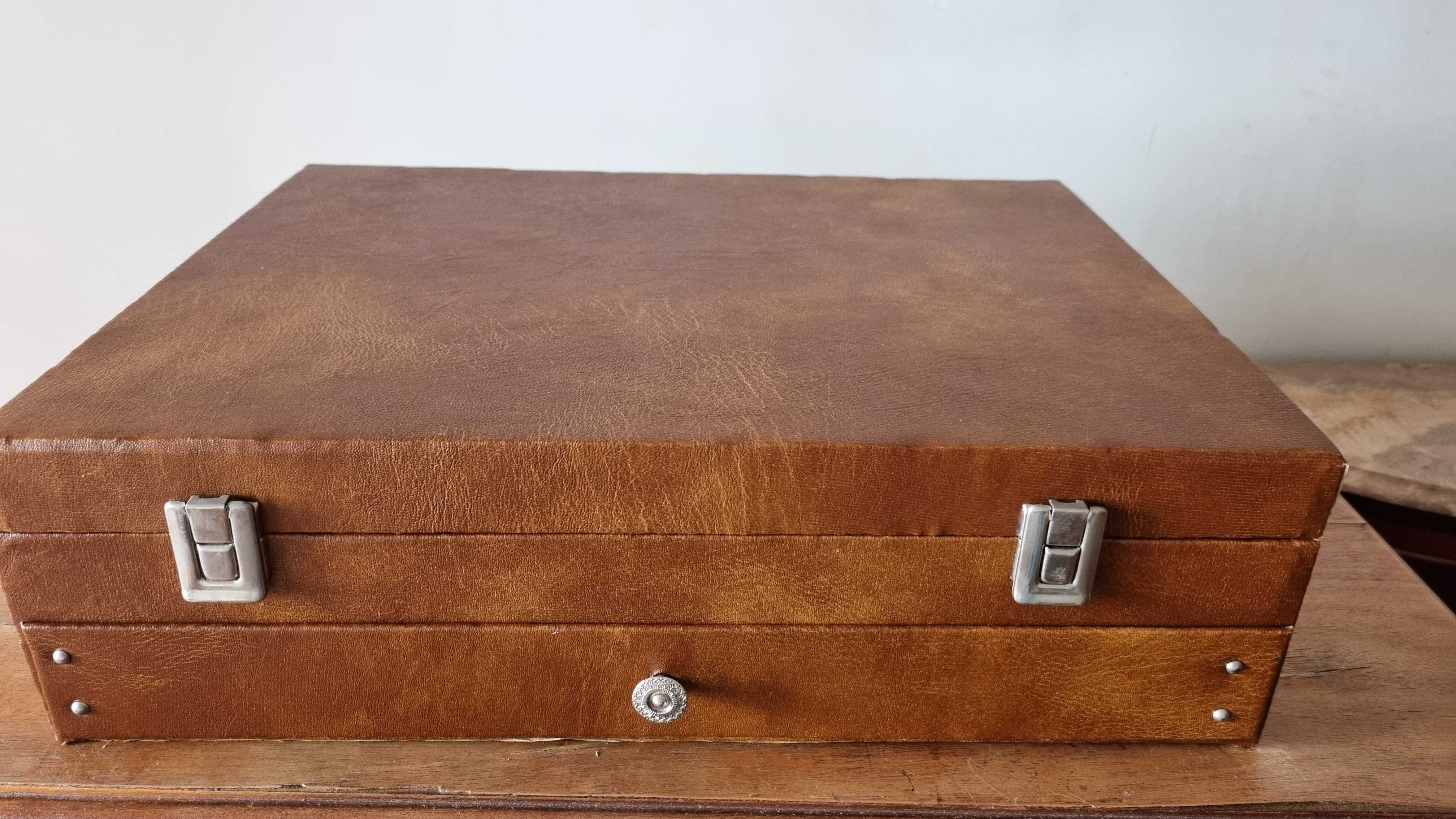 Faqueiro vintage Inox