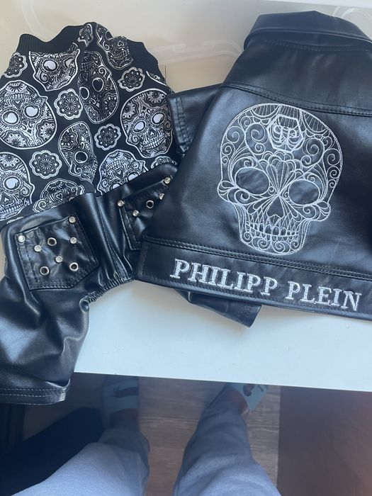 Продам костюм для собачки