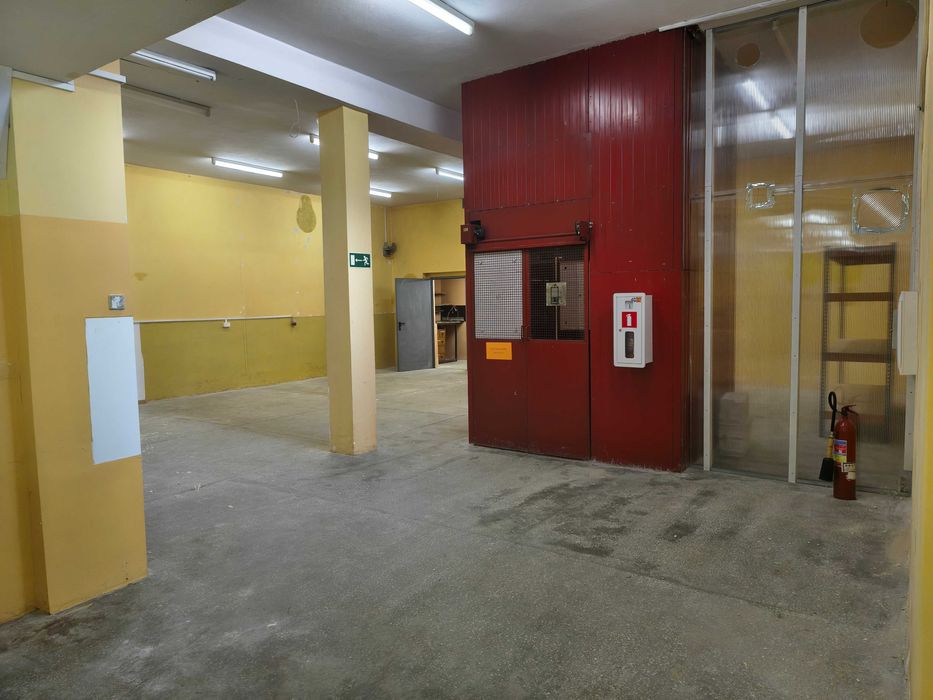 Pomieszczenie magazynowo produkcyjne 200m2