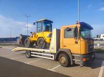 Pomoc drogowa 24h transport maszyn laweta holowanie Strzegom