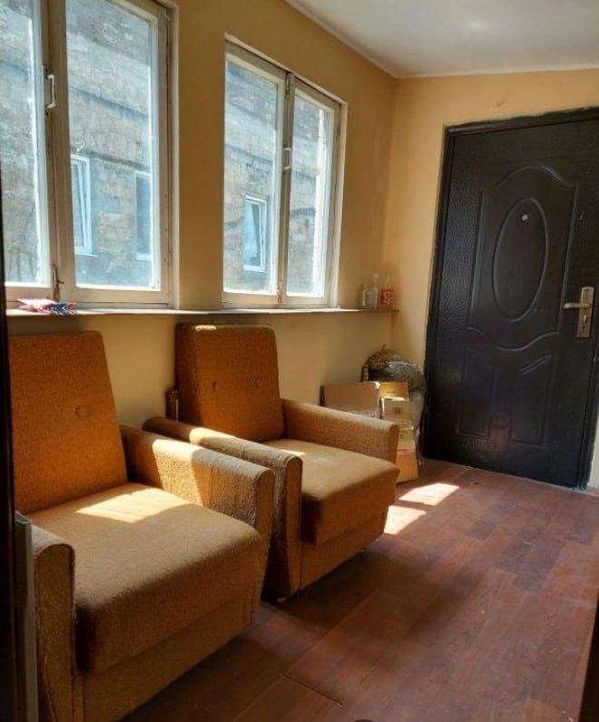 Продам 1-ком. квартиру в центре. Александровский проспект. (738-828)