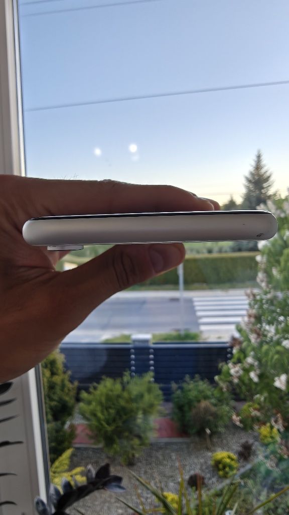 iPhone Xr 128gb white