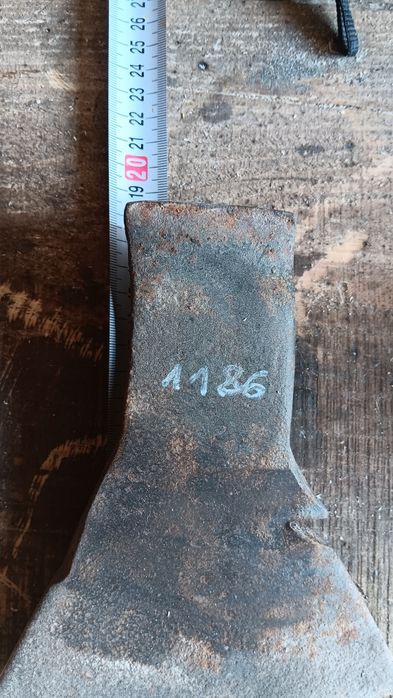 Stara siekiera  1.5kg