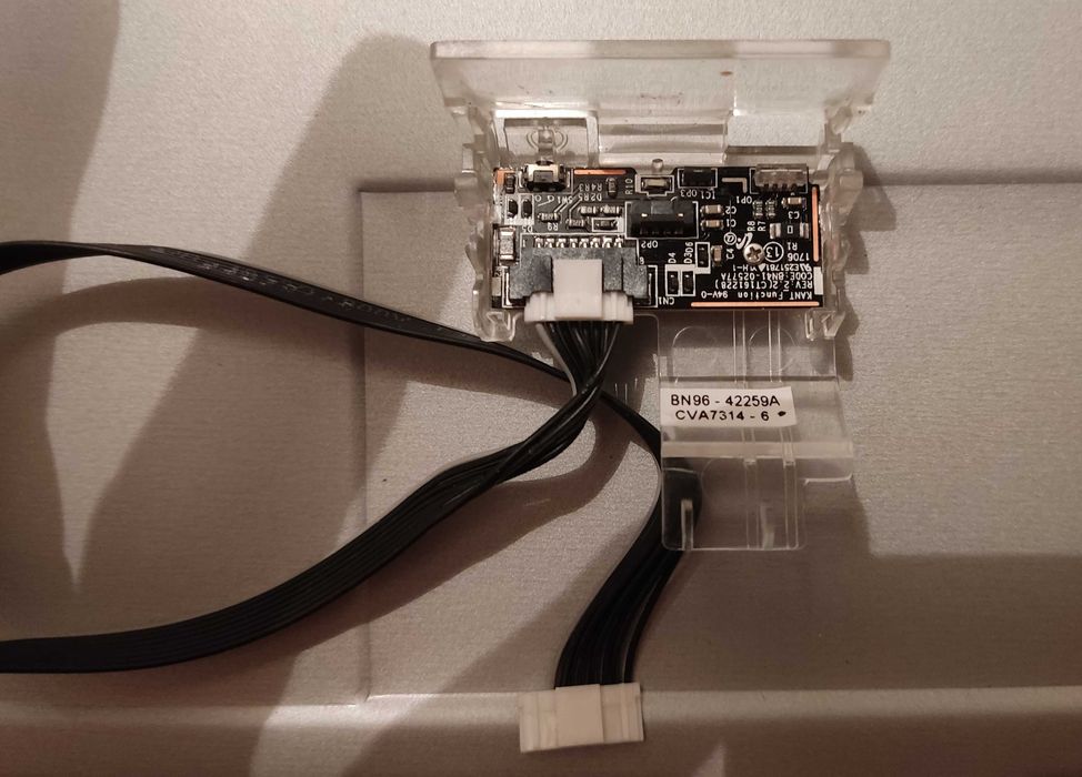 TV QLED Samsung QE55Q7FAMT para peças