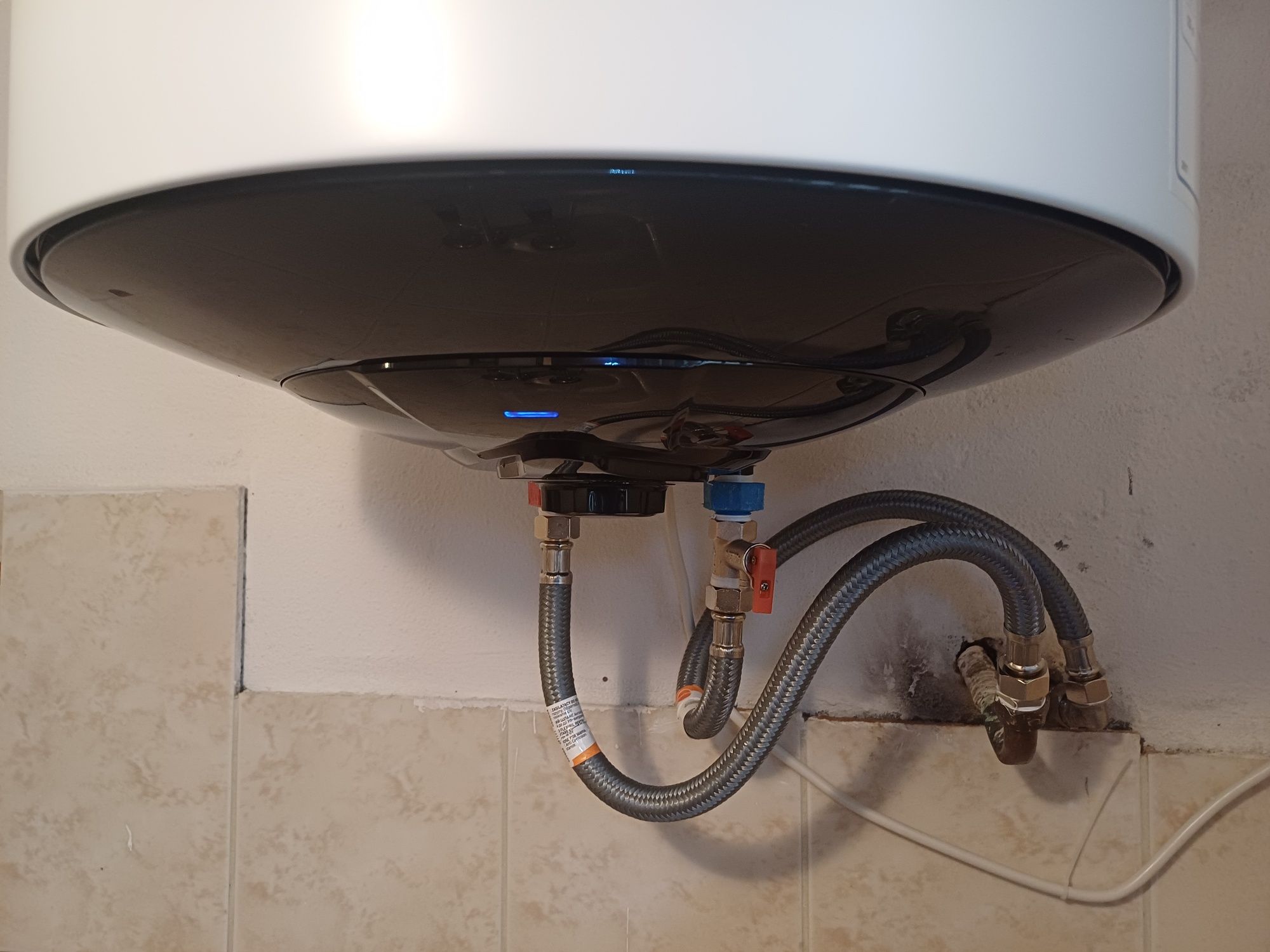 Instalação e manutenção de termoacumulador