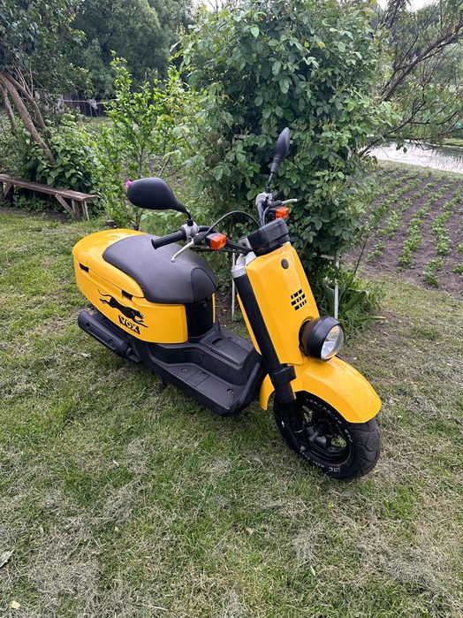 Моторолер Yamaha VOX
