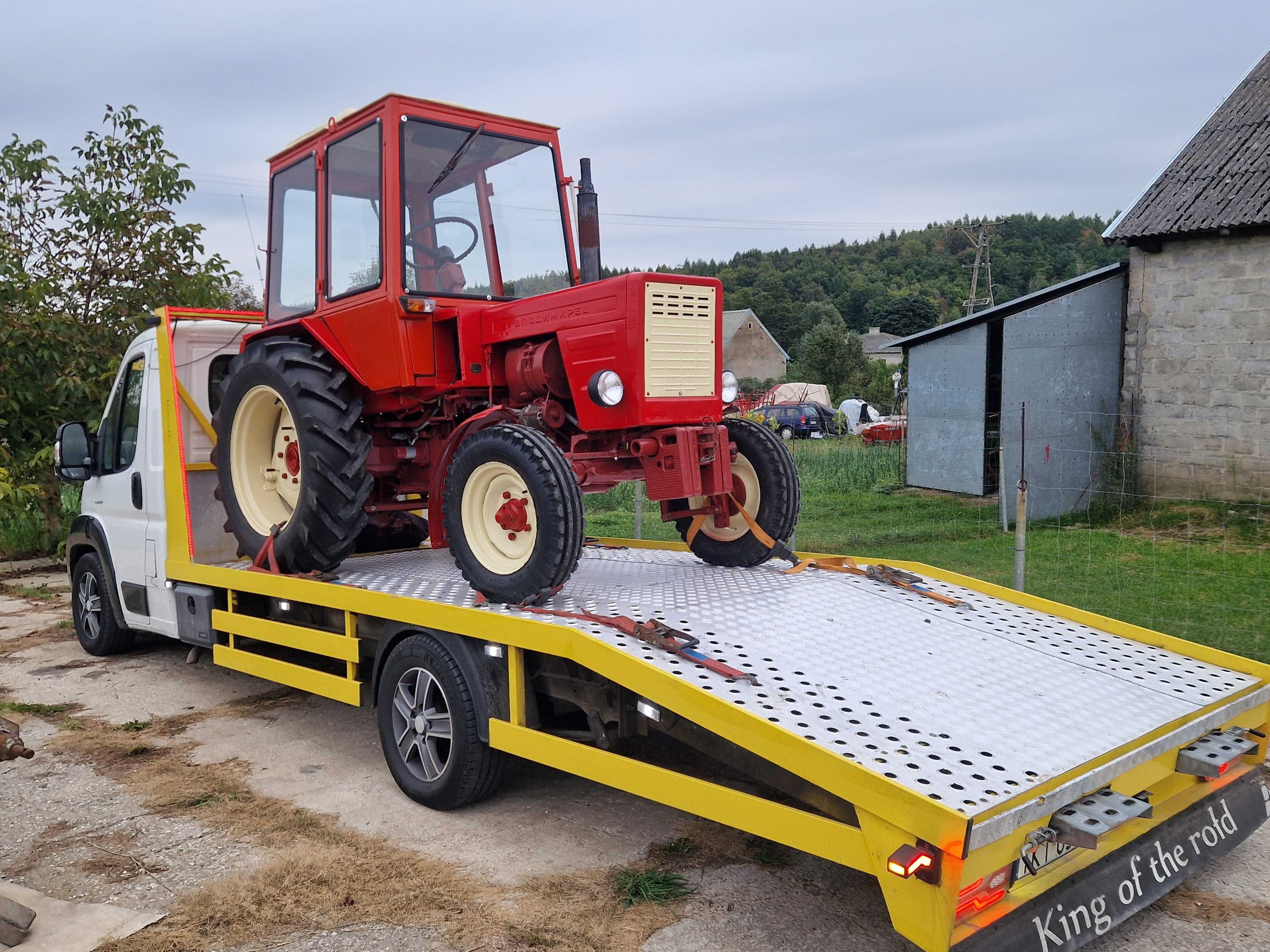 Laweta Pomoc drogowa Holowanie Transport Przewóz Maszyn Chmielnik