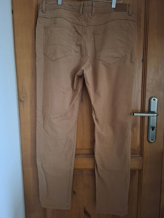 Klasyczne Spodnie męskie Reserved