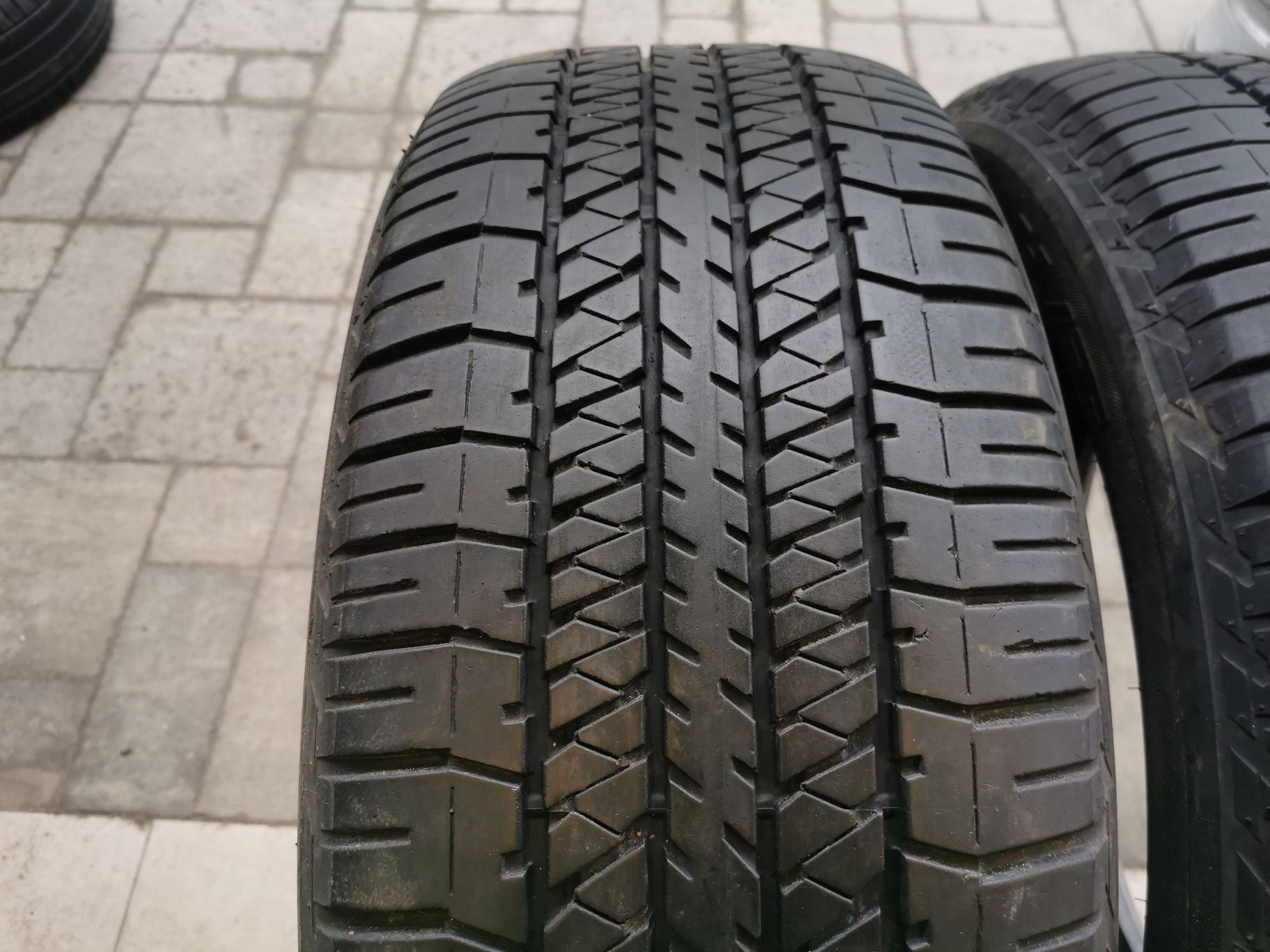 Пара летних шин 275/50 R22 Bridgestone Dueler