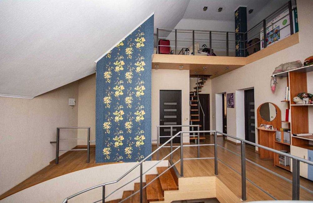 Просторий будинок у котеджному містечку “Дідовиця”, Вишгород