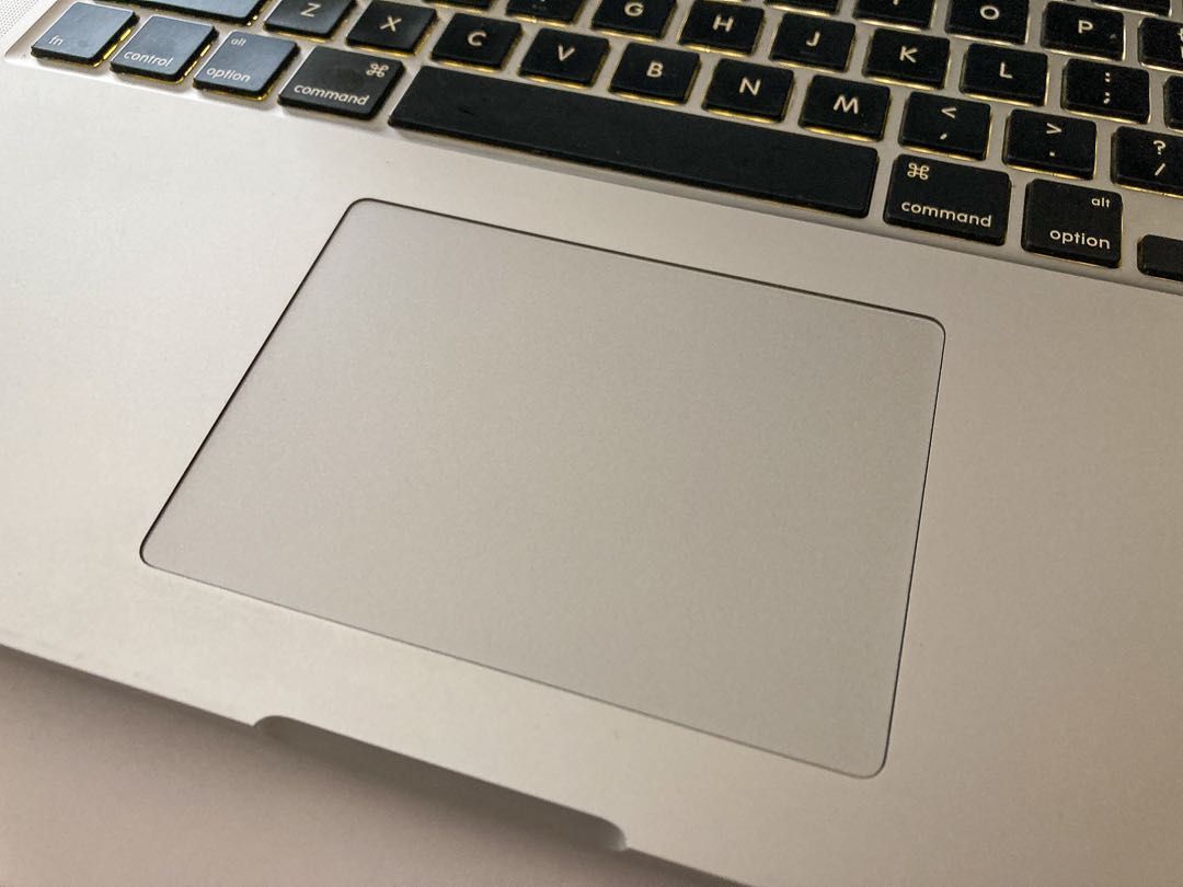MacBook Pro 15,4"