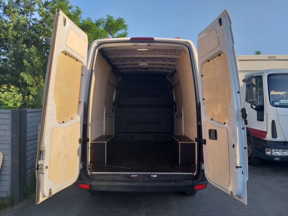 Zabudowy busów wszystkich marek i modeli. Montaż u klienta!