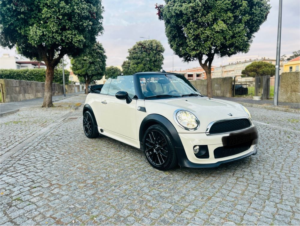 Mini Cooper D Cabrio JCW - Nacional