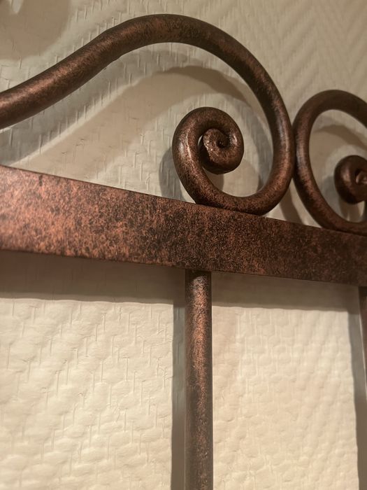 Zestaw mebli do przedpokoju krzesło stolik kinkiety lustro wieszak