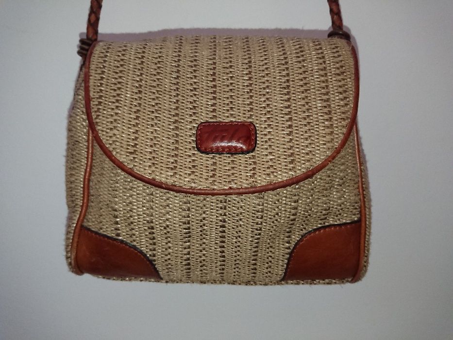 Mala de ombro tira colo TULA castanho