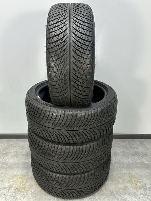 Зимові шини Michelin Pilot Alpin5 235/40 R18 95V XL MO1