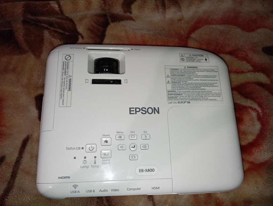 Проекток EPSON EB-X400