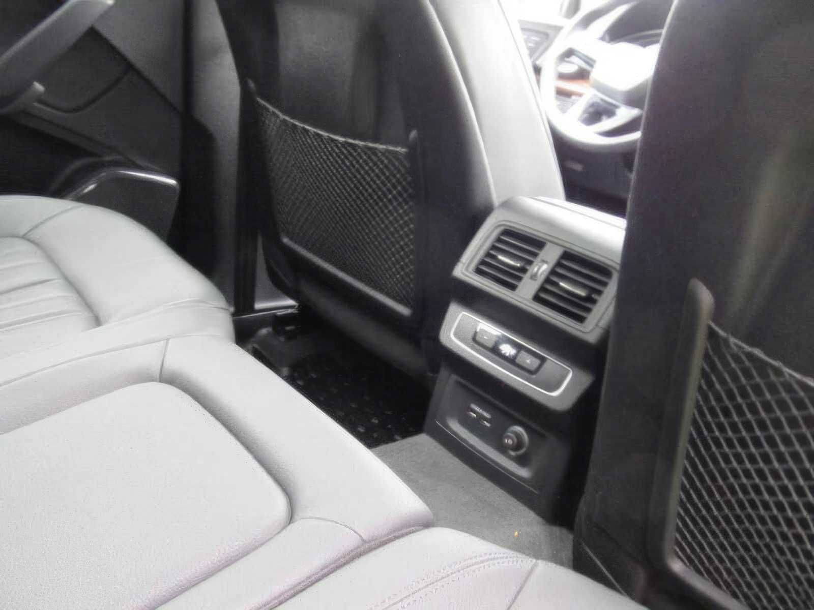 2020   Audi   Q5