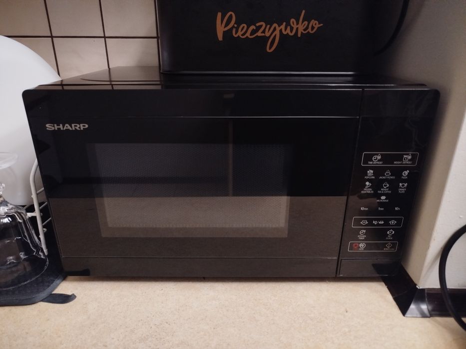 Mikrofalówka Sharp czarna