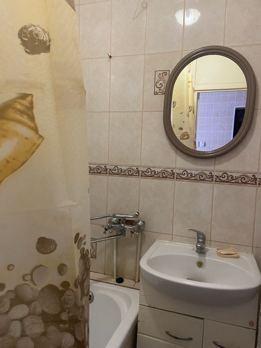 Сдам 2-кв на Холодной горе.