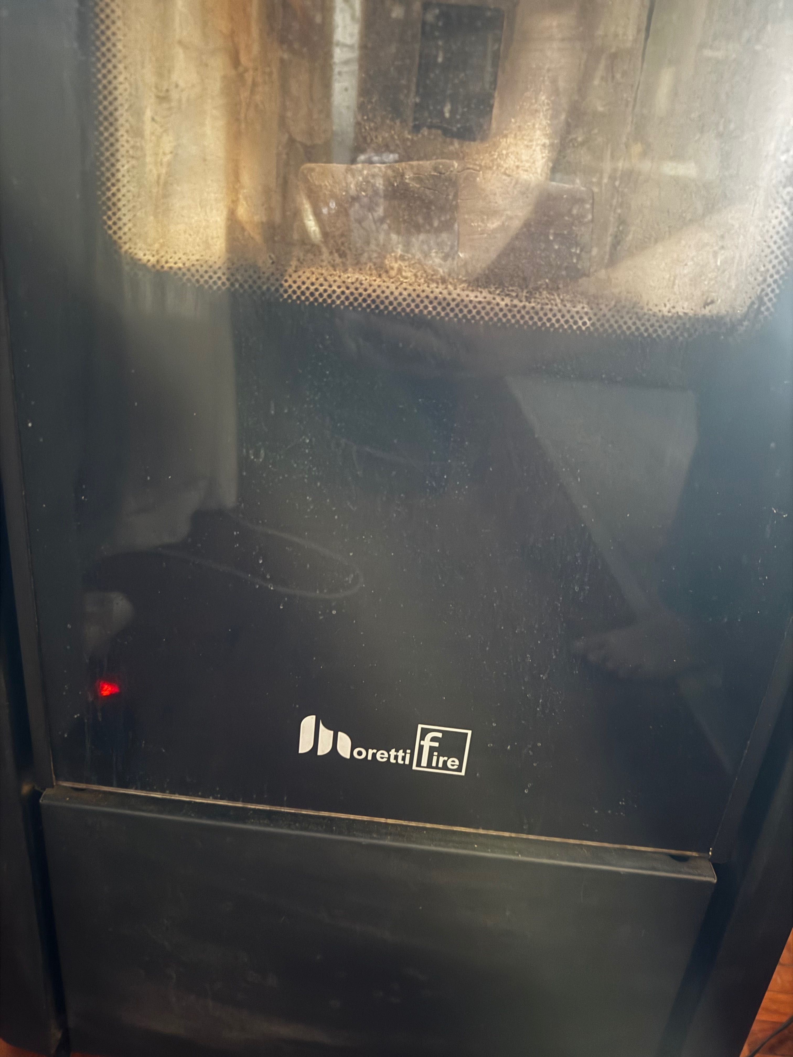 Salamandra a pellets marca moretti